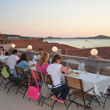 Ayvalik Palas Hotel Hotel 2*
