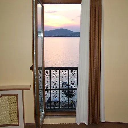 Ayvalik Palas Hotel