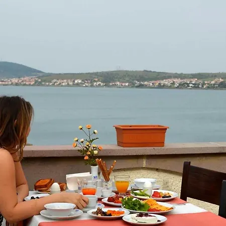 Ayvalik Palas Hotel Hotel