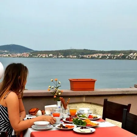 Ayvalik Palas Hotel Hotel